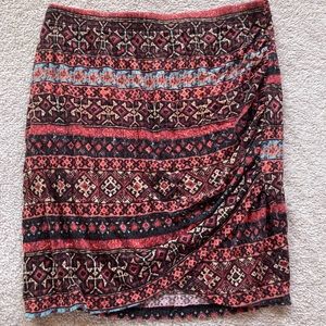 Patterned mini skirt